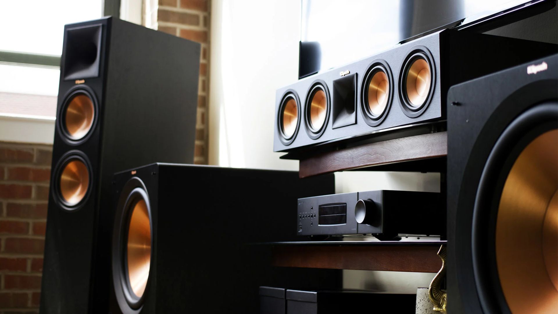 How to Pick the Right Home Cinema Subwoofer for Your Home