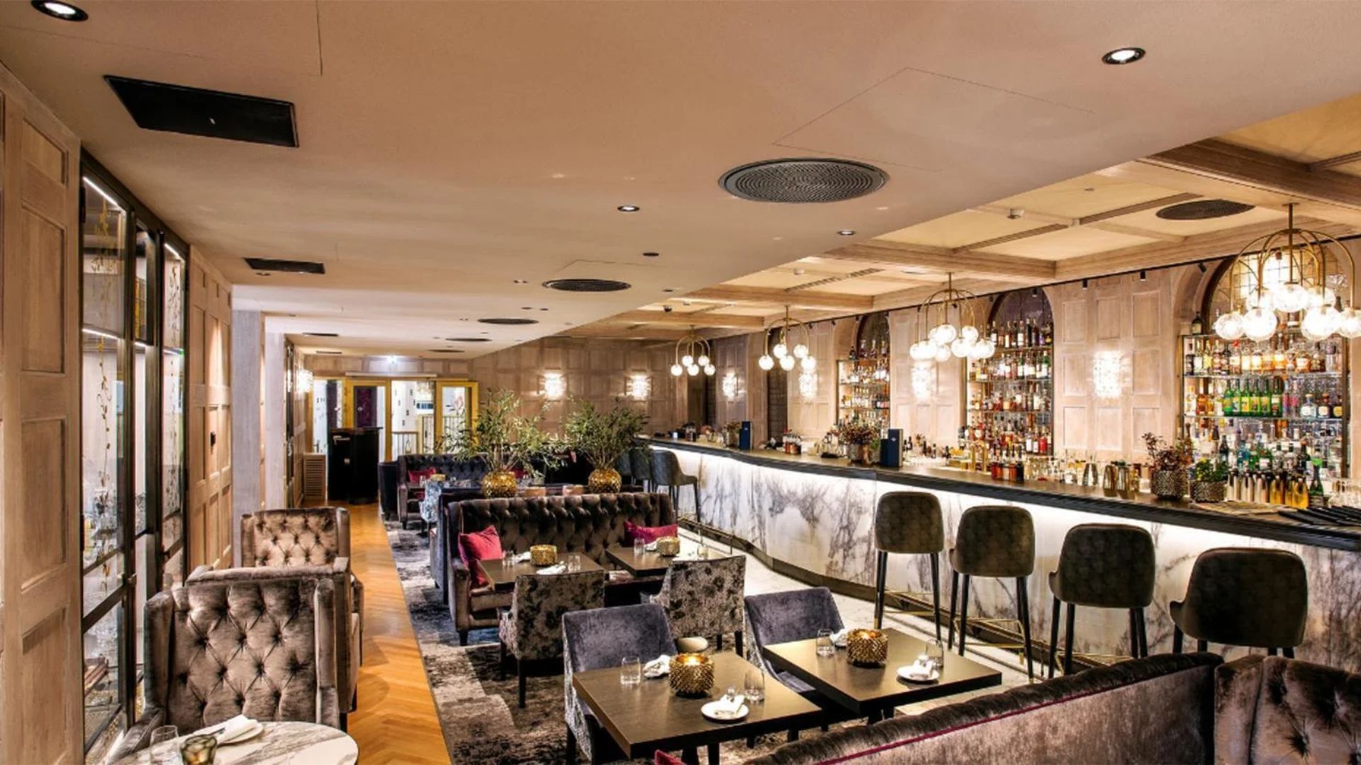 Why Quality Sound Matters in Your Restaurant’s Audio System