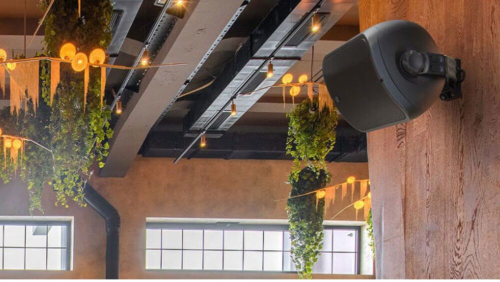 What Features Should You Look for in a Restaurant Audio System